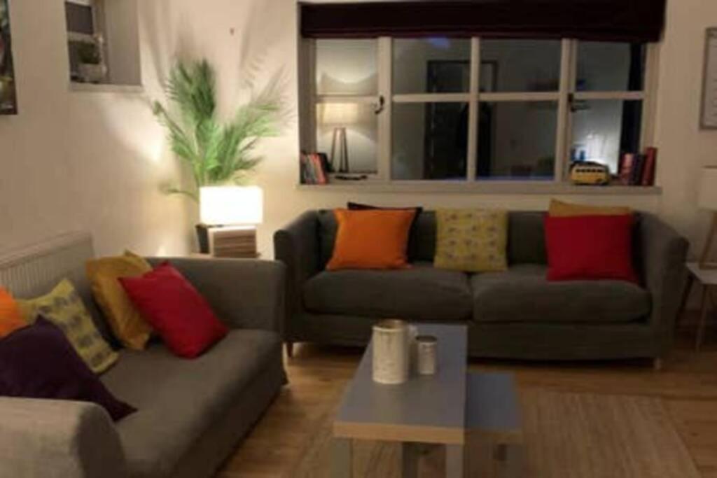 Stunning Barn Private Hot Tub Malvern & Worcester Sleeps 6 Buitenkant foto