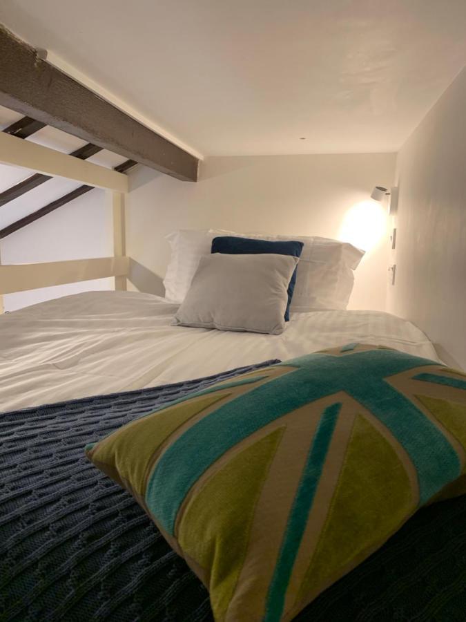 Stunning Barn Private Hot Tub Malvern & Worcester Sleeps 6 Buitenkant foto